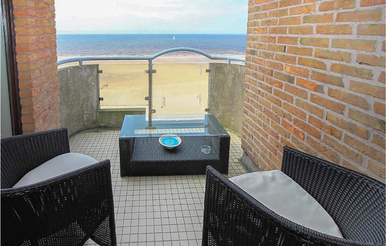 Amazing Apartment In Oostende With House Sea View Eksteriør bilde